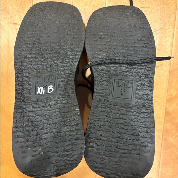 Frye black suede Avenger boots ankle booties sz 7.5 - Picture 6 of 6